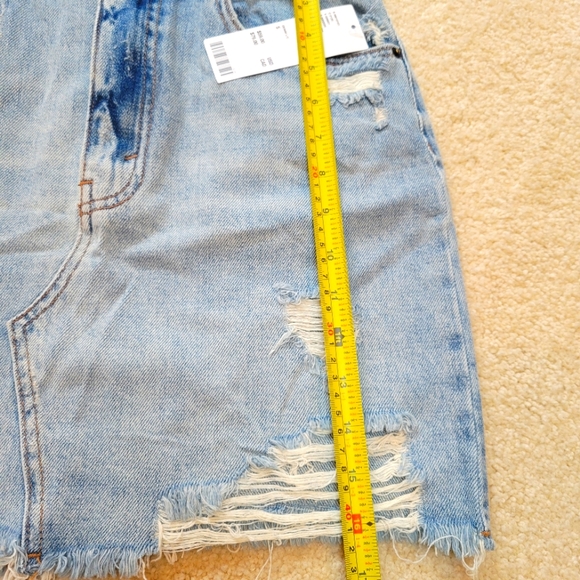 NWT Urban Outfitters BDG Distressed Denim Skirt Women's Size Small - Picture 4 of 5